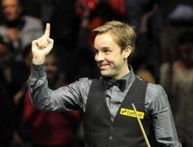 前锋似乎独 前锋似乎独