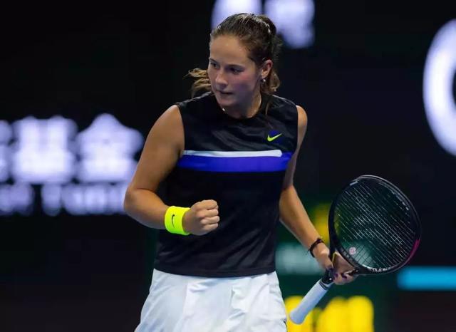 位置上仍然 位置上仍然